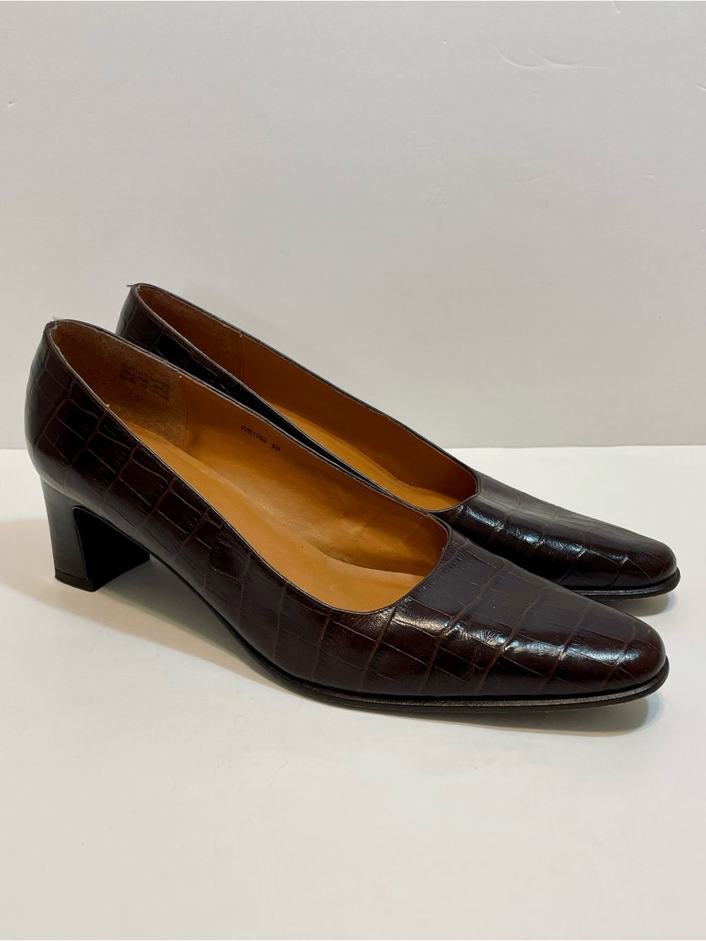 Vintage Lauren Ralph Lauren Croc Embossed Leather Block Heel Pumps Size 8B